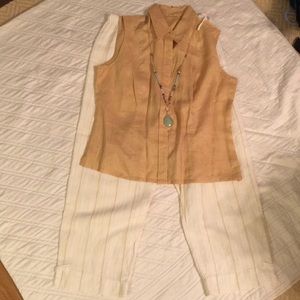 Adorable Linen short pant set w/ matching blouse